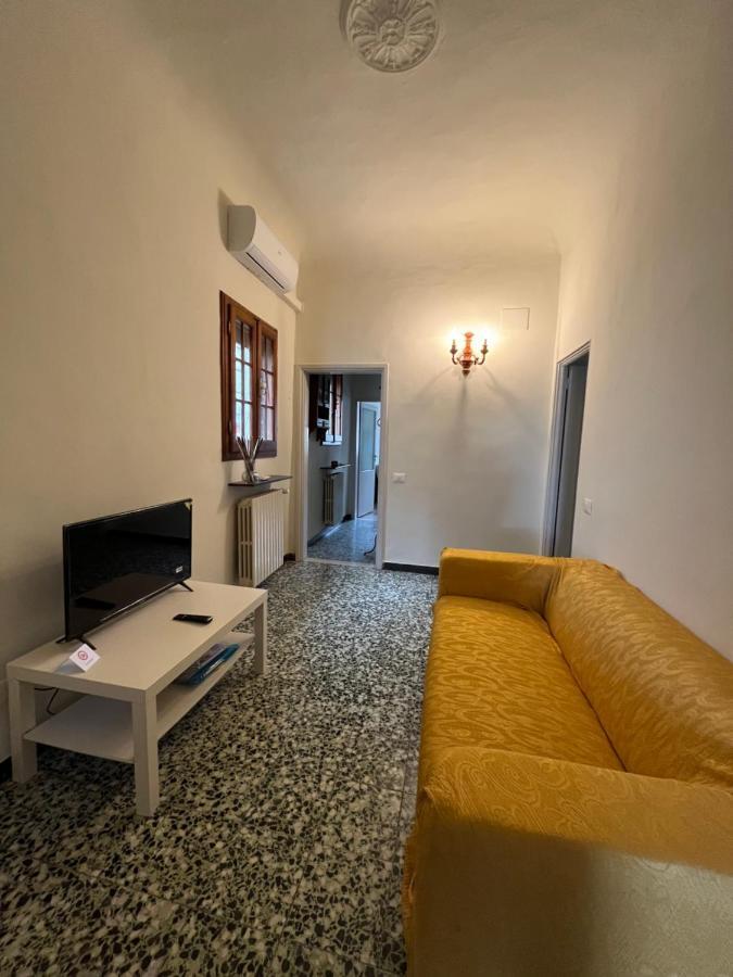 Apartment Dalla Mirella Флоренция Екстериор снимка