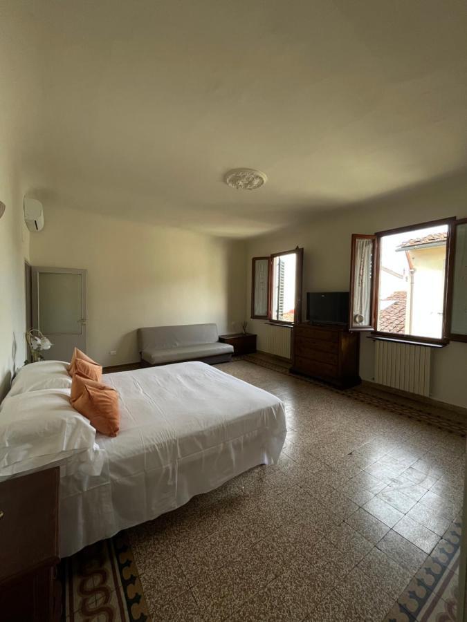Apartment Dalla Mirella Флоренция Екстериор снимка