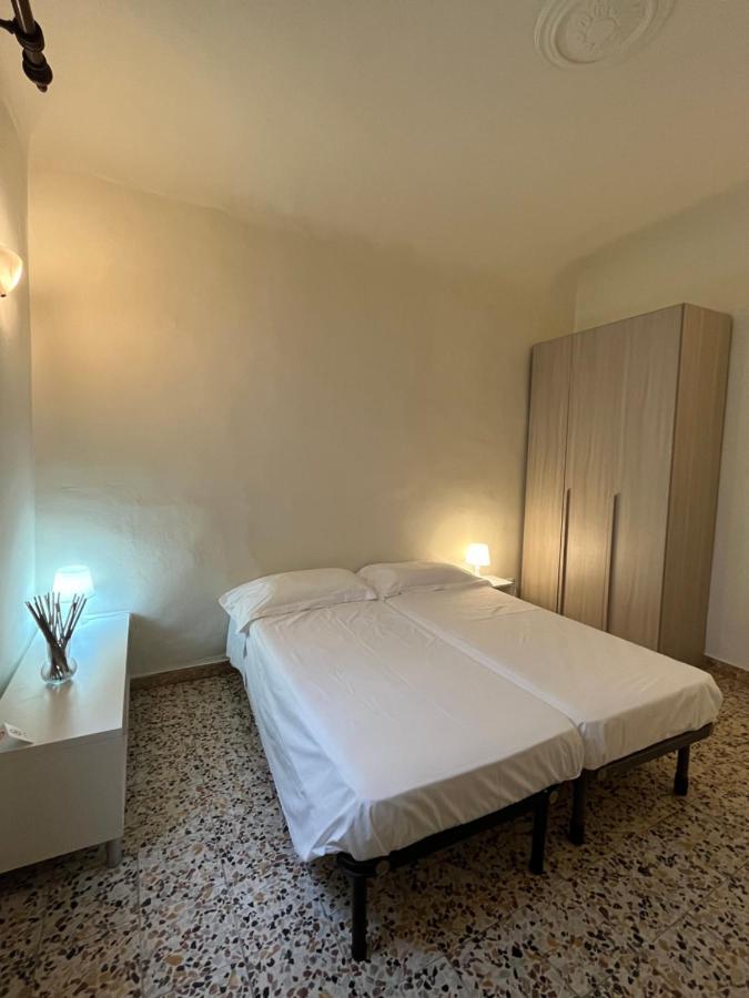 Apartment Dalla Mirella Флоренция Екстериор снимка
