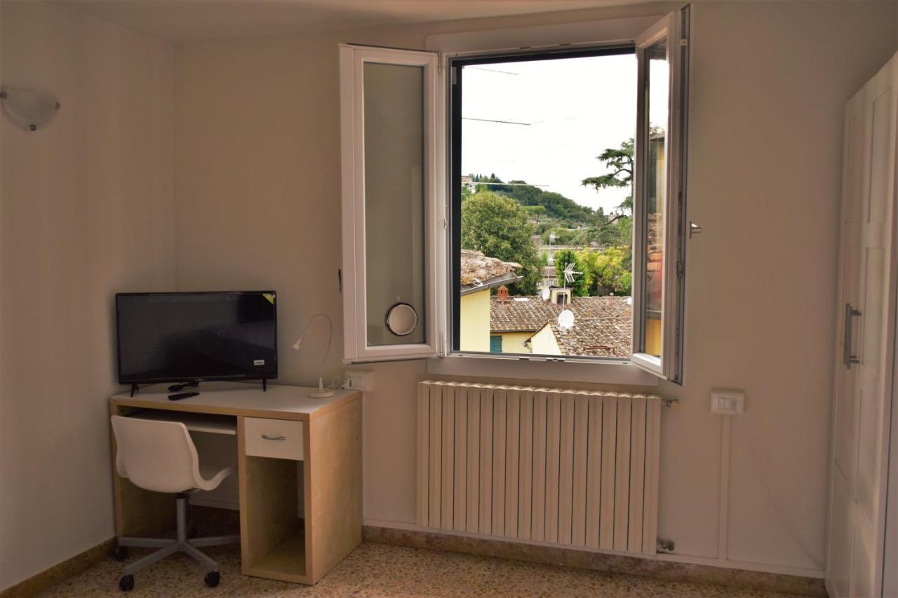 Apartment Dalla Mirella Флоренция Екстериор снимка